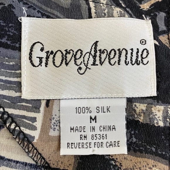 GROVE AVENUE - SIZE MEDIUM - ABSTRACT PRINT - OVERSIZED WASHABLE SILK TOP B5 - Picture 9 of 10